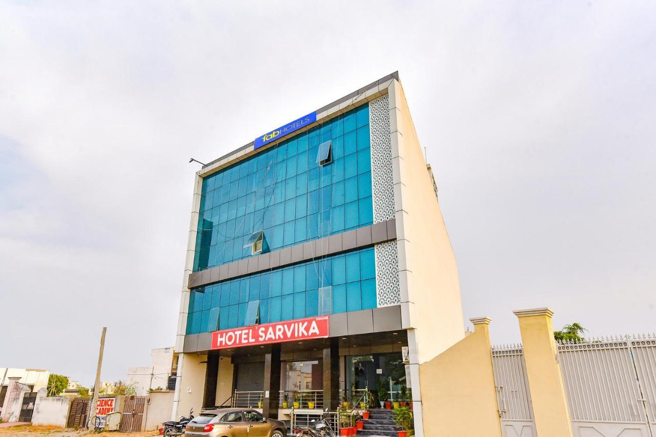 Fabhotel Sarvika Hotel 3*