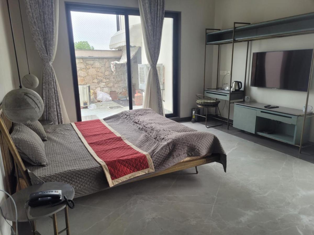 Yahvi The Farmhouse Country house