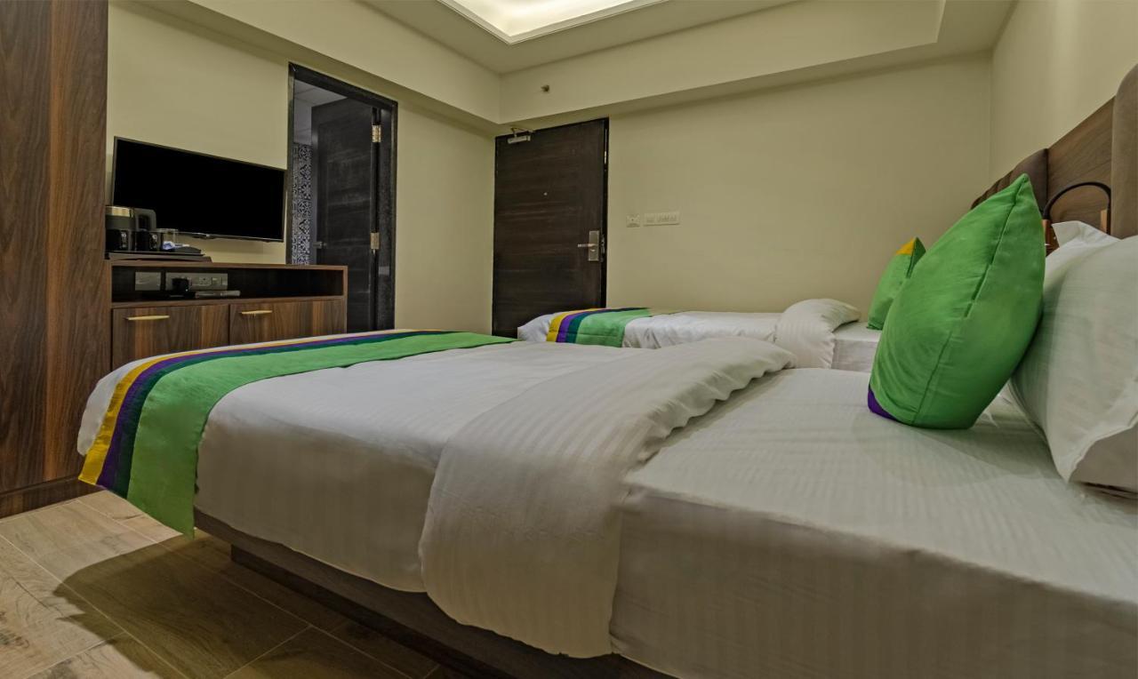 Treebo Pink Grand Hotel