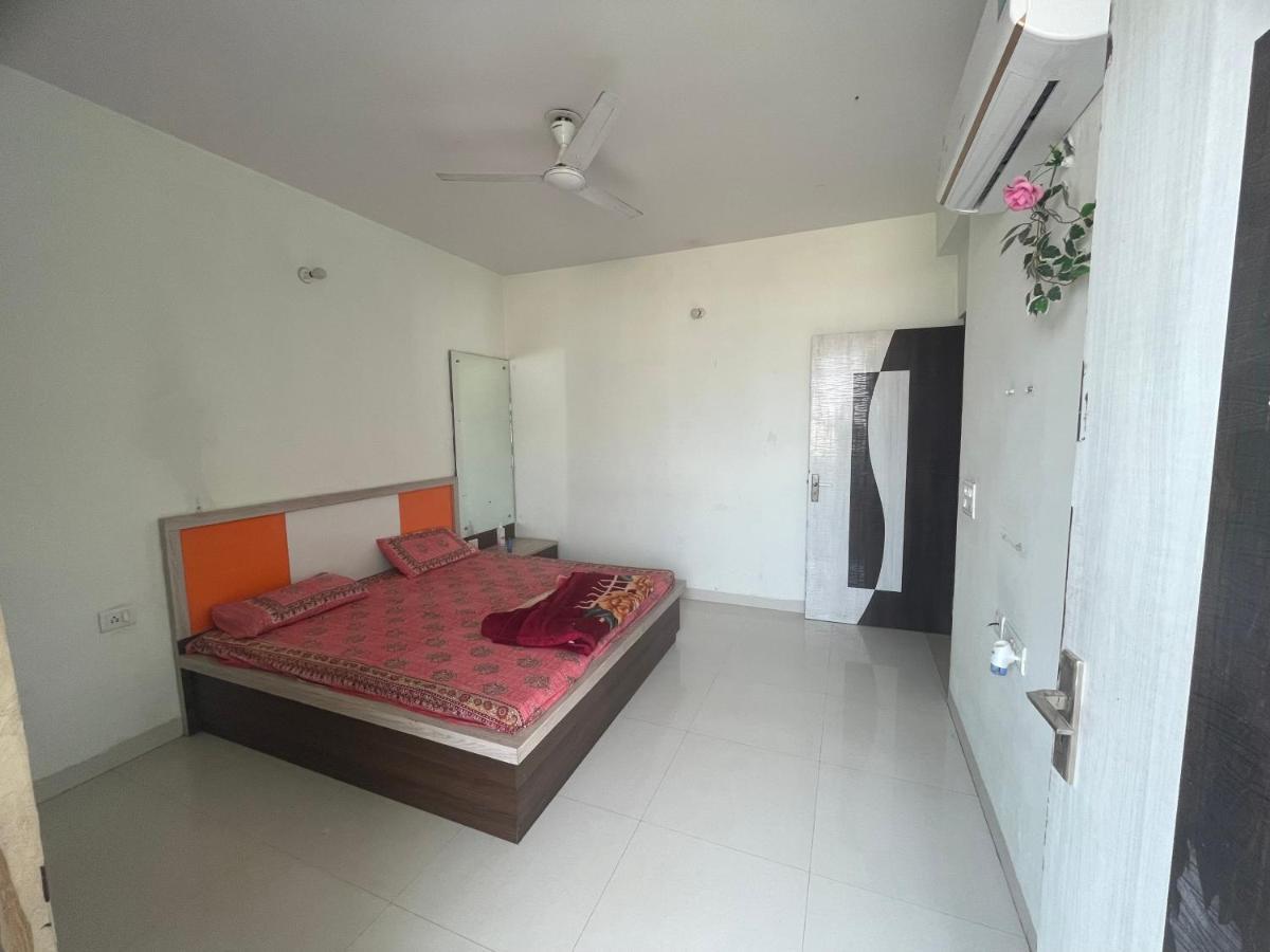 Luxurious Spacious 2 Bhk Apartment Jaipur