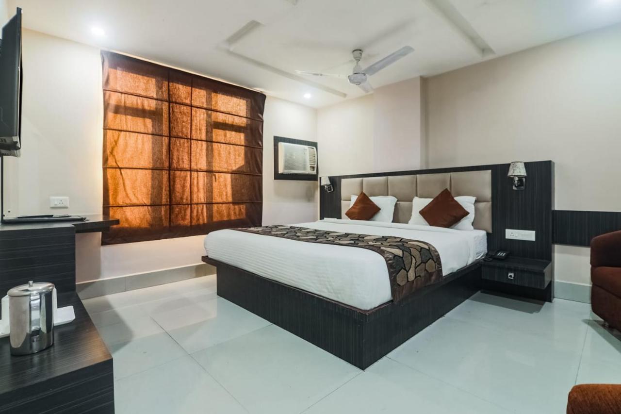 Jaipur B&B Hotel *