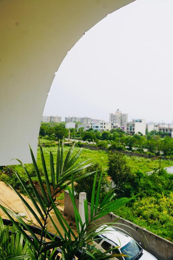 Two Bhk And Flats In Solanki Residency Nearby Airport *