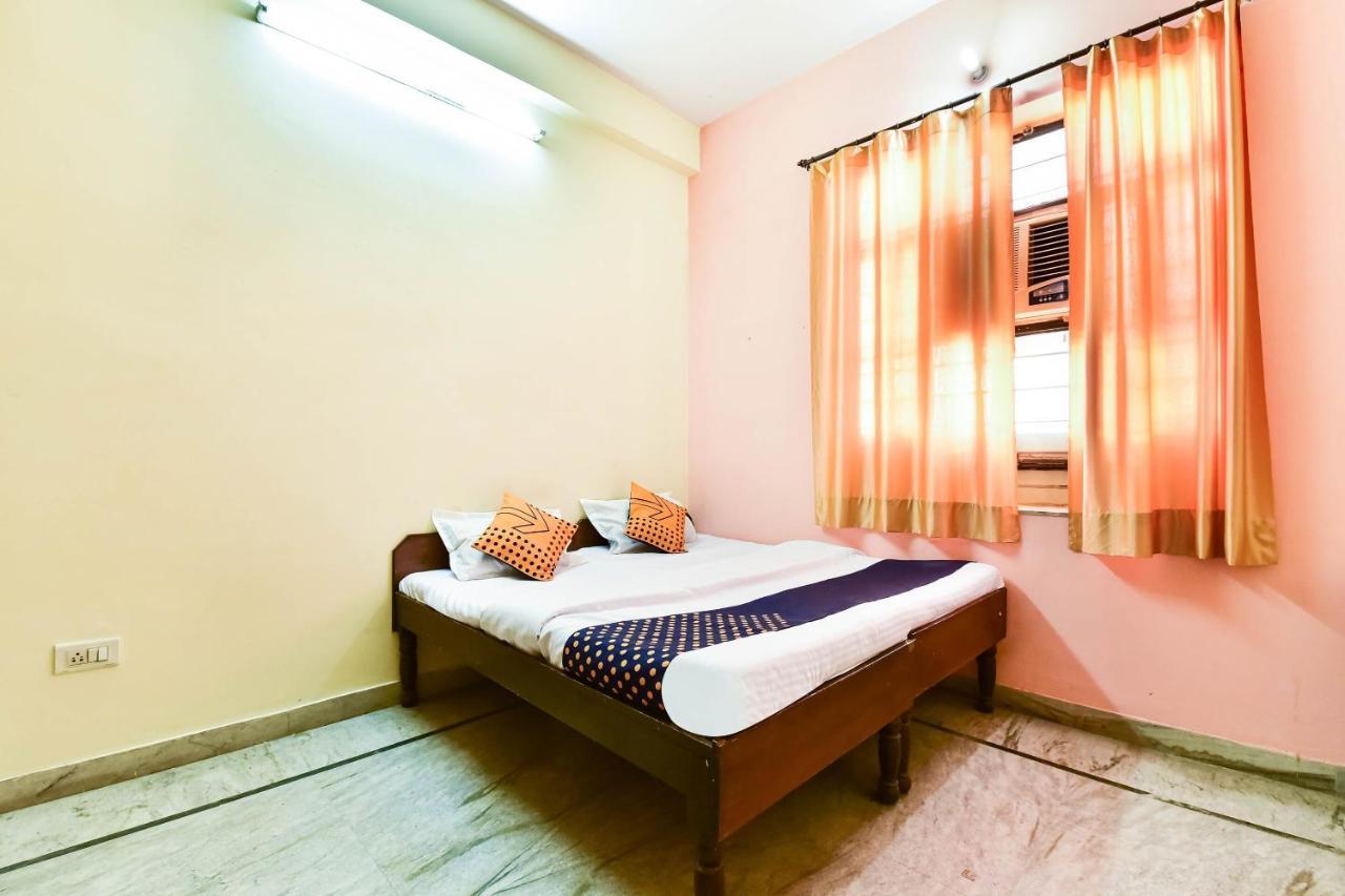 Spot On Platinum Hotel Jaipur