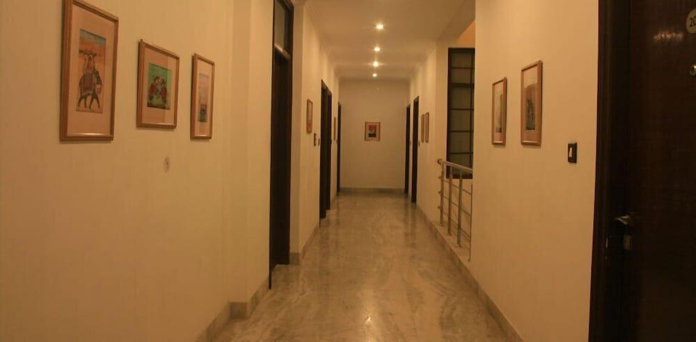 Hotel Yulia- Le 3*