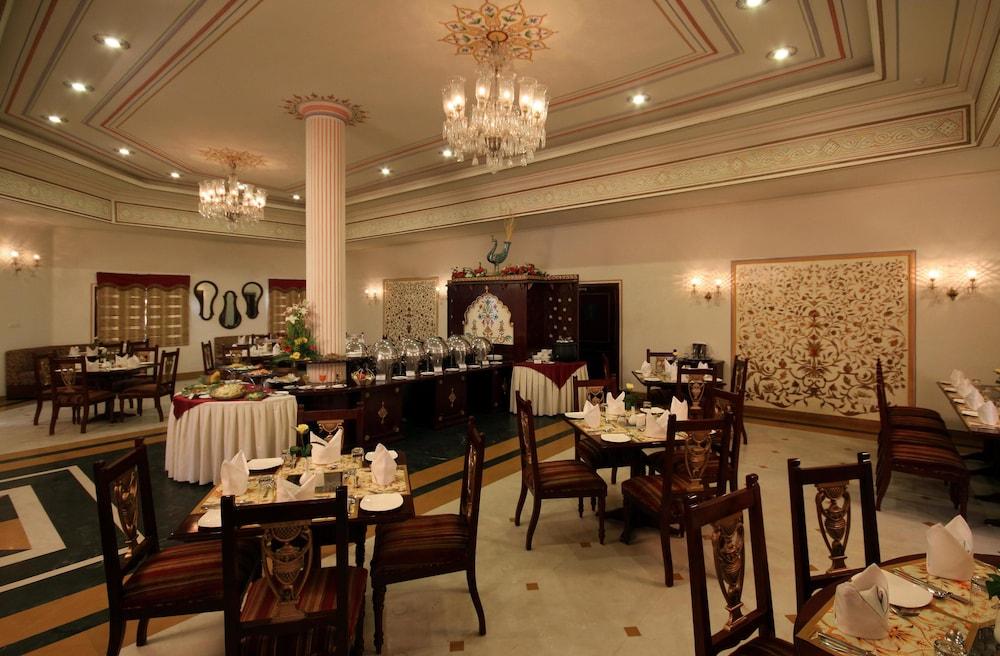 Pride Amber & Convention Centre Resort Jaipur