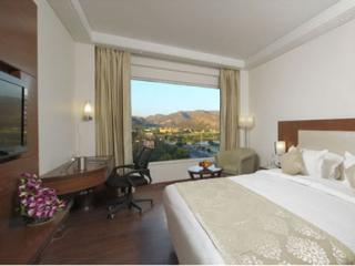 Regenta Jal Mahal, Hotel Jaipur