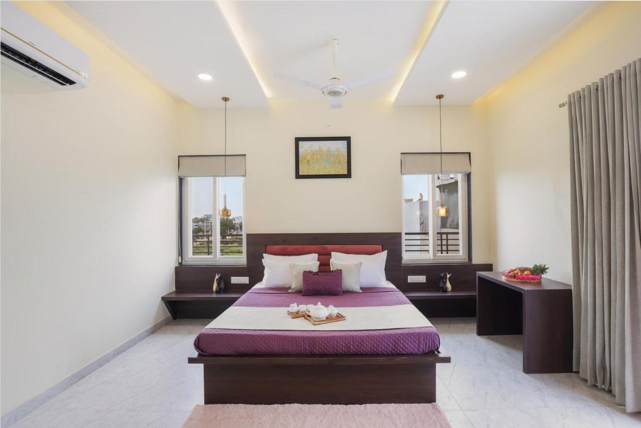 Stayvista's The Rose Gold - City-center With Private Pool, Games & Kids Zone Jaipur