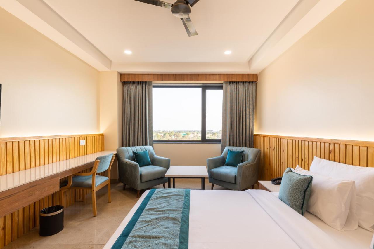 Hotel Highway King Bagru Jaipur