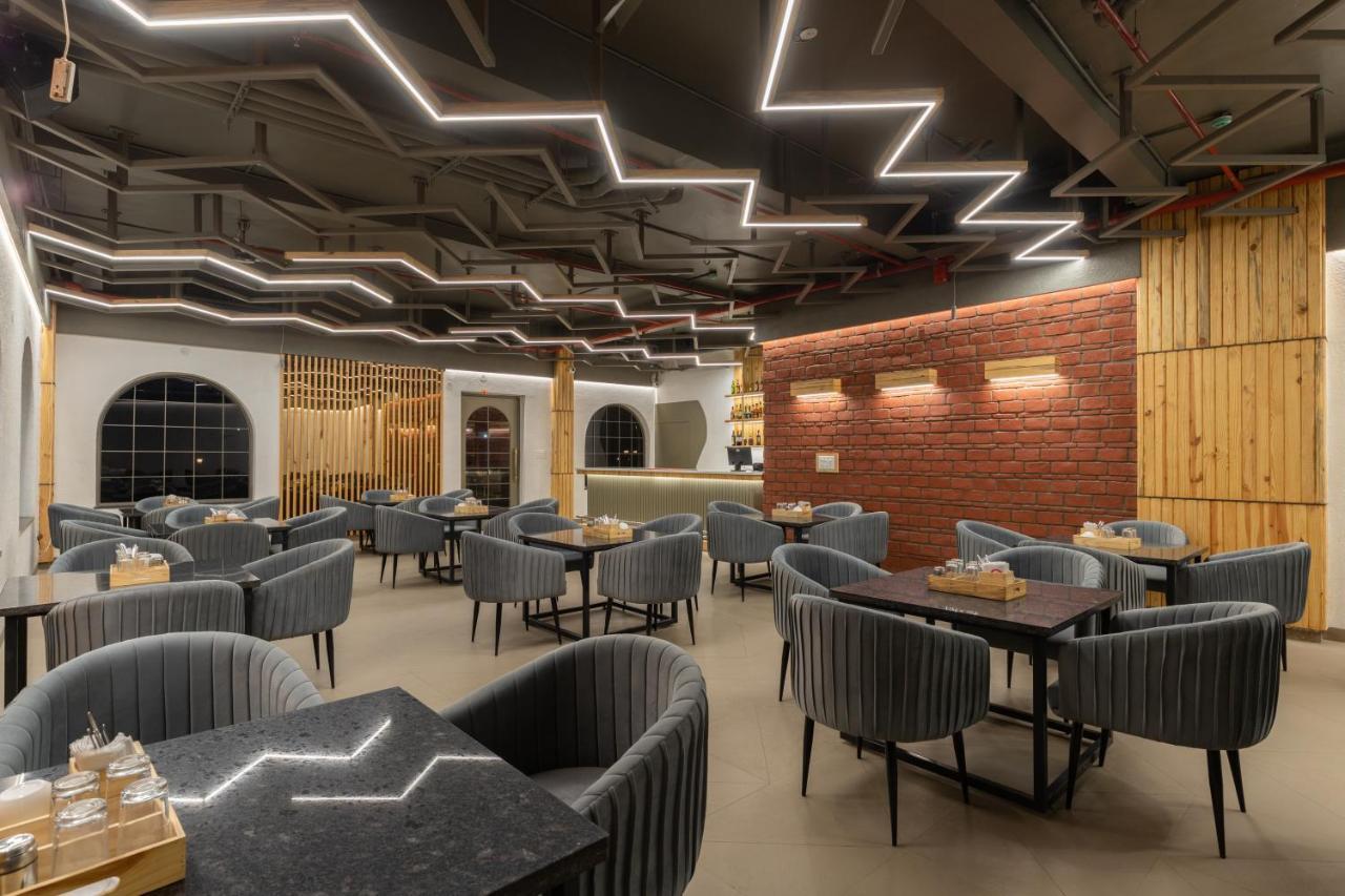 Hotel Highway King Bagru 3*