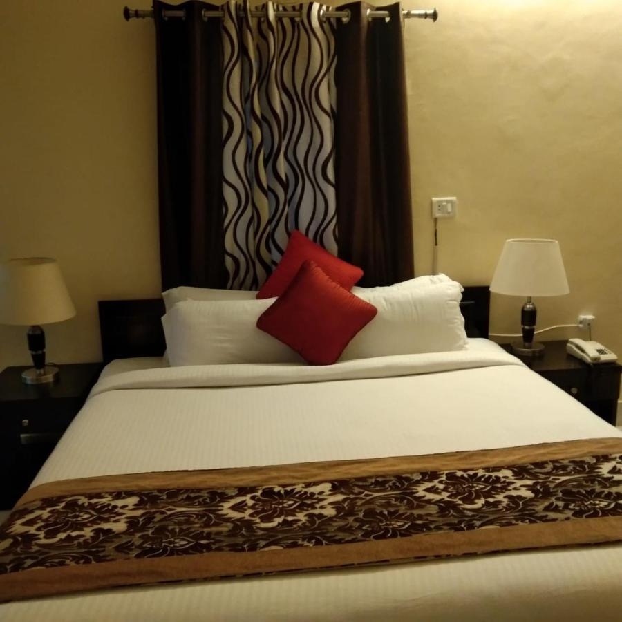 Hotel Maharaja Palace