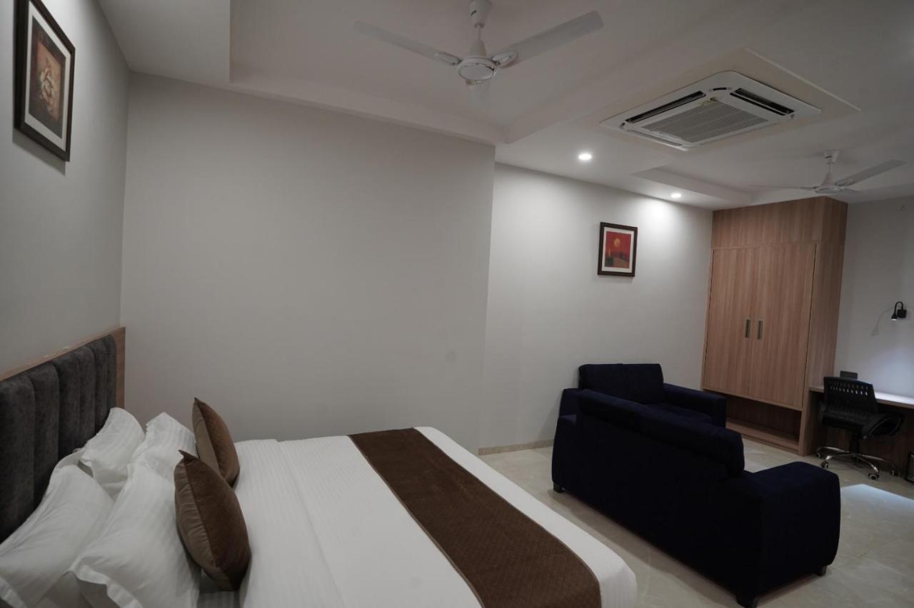 Krishna Hotel