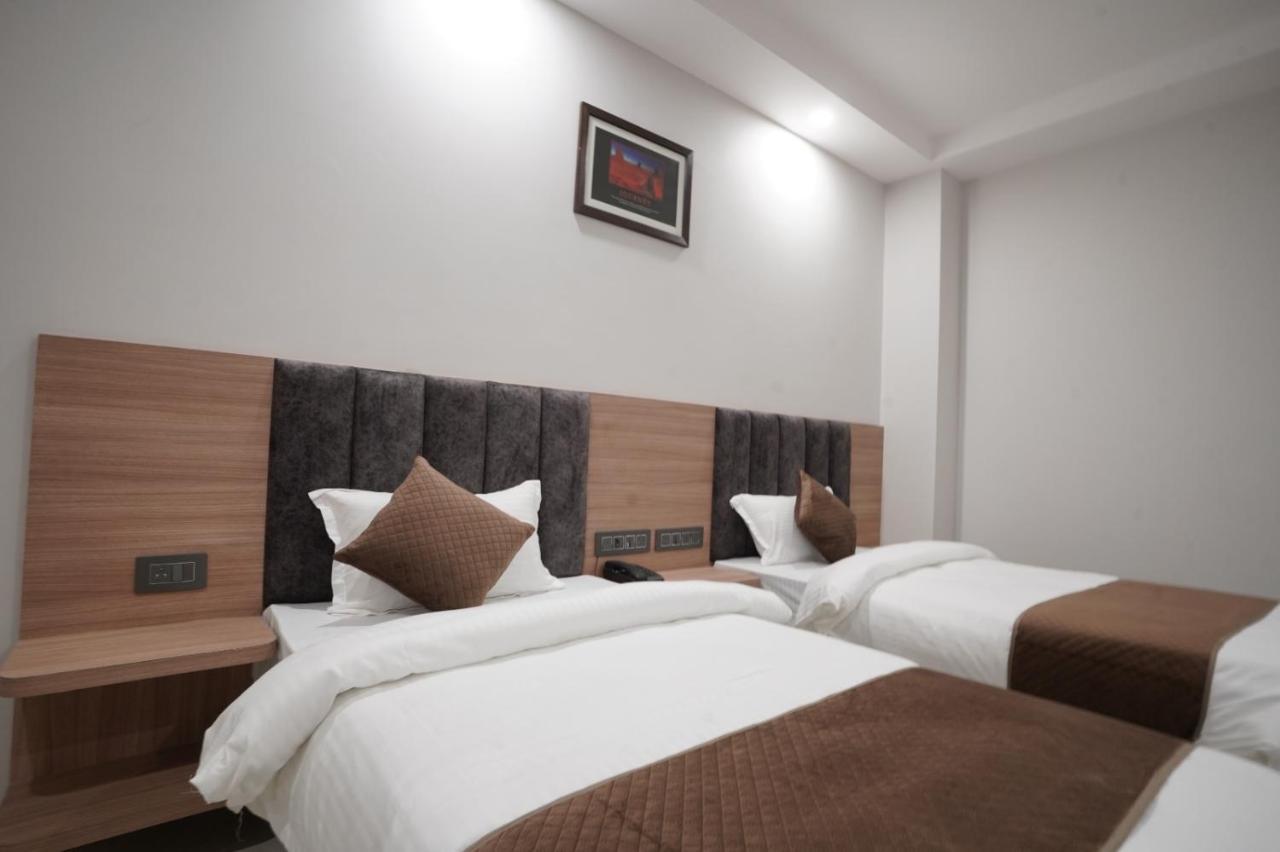 Krishna Hotel