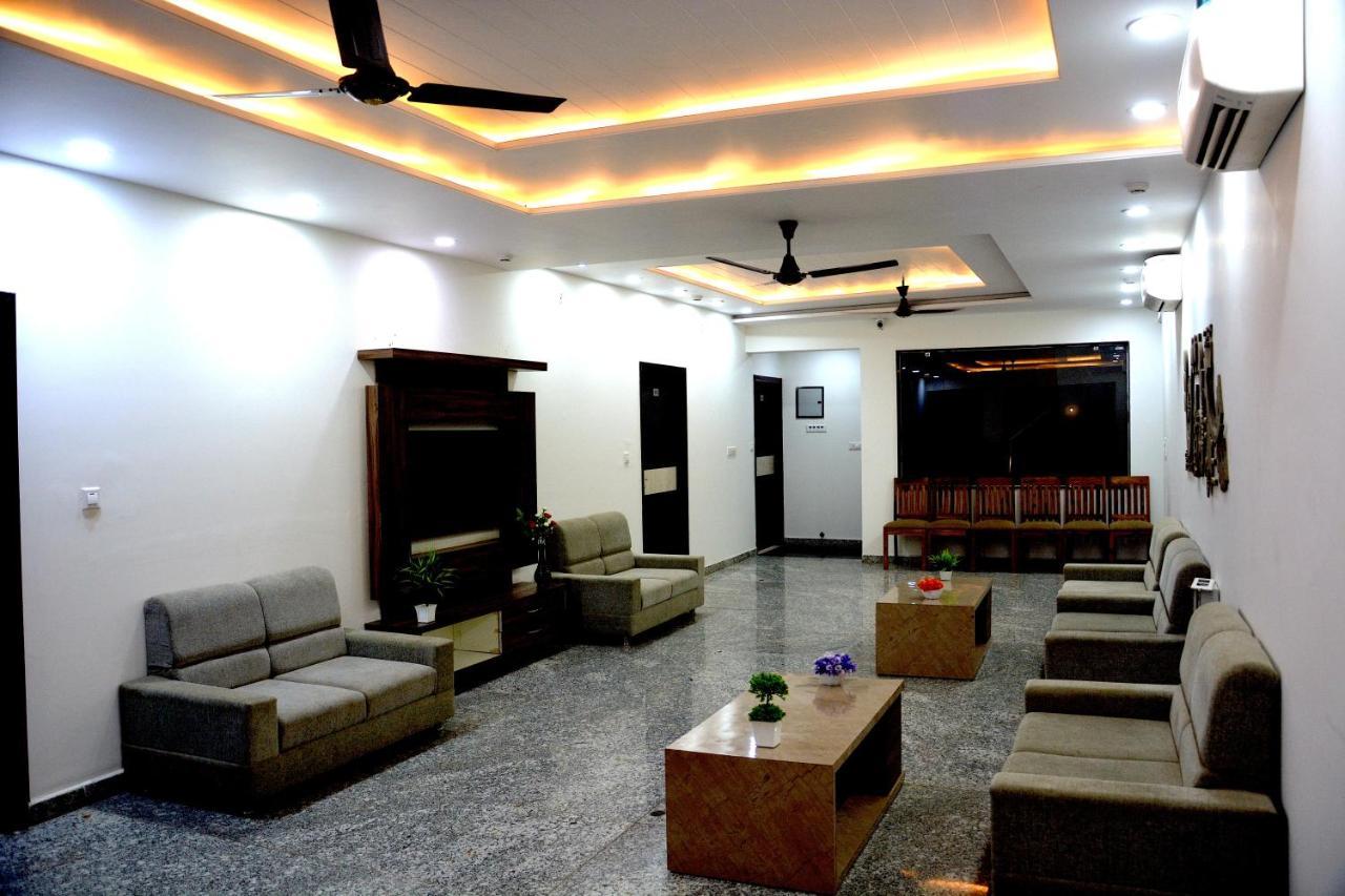 The White Tulip 3* Jaipur
