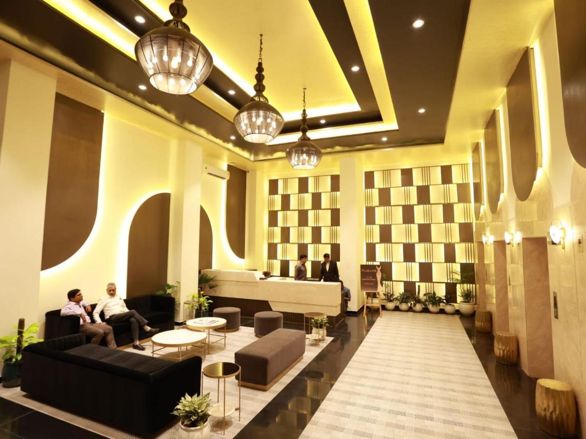 Diona Suites 3*