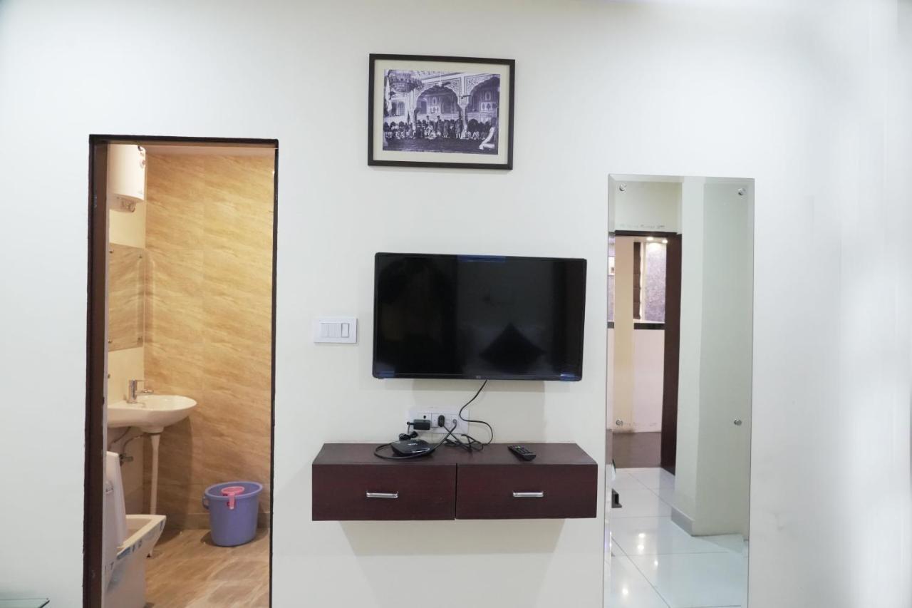Shree Narayan Palace Hotel