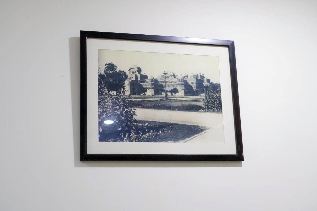 Shree Narayan Palace Hotel 2*