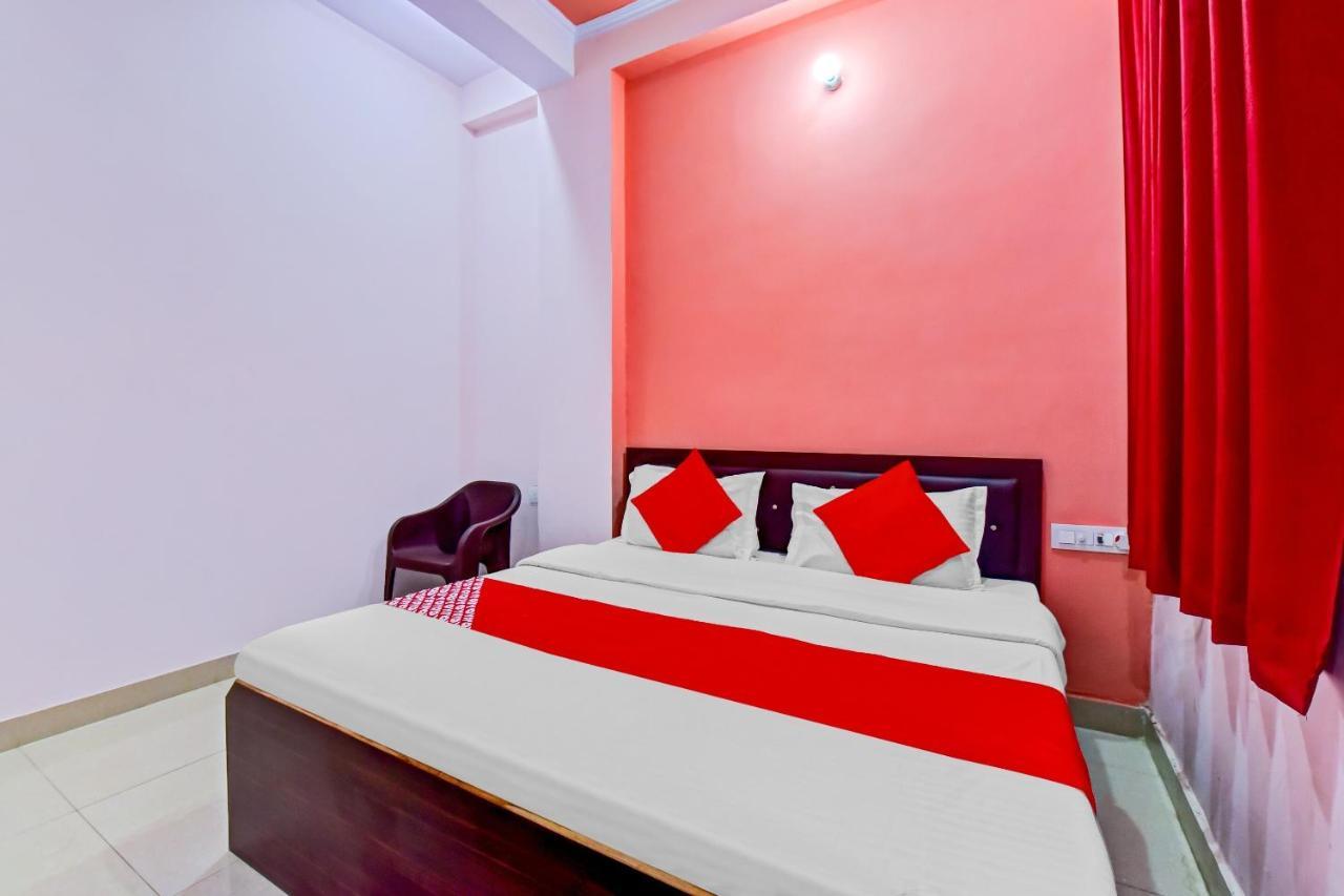 O Krishnam Hotel