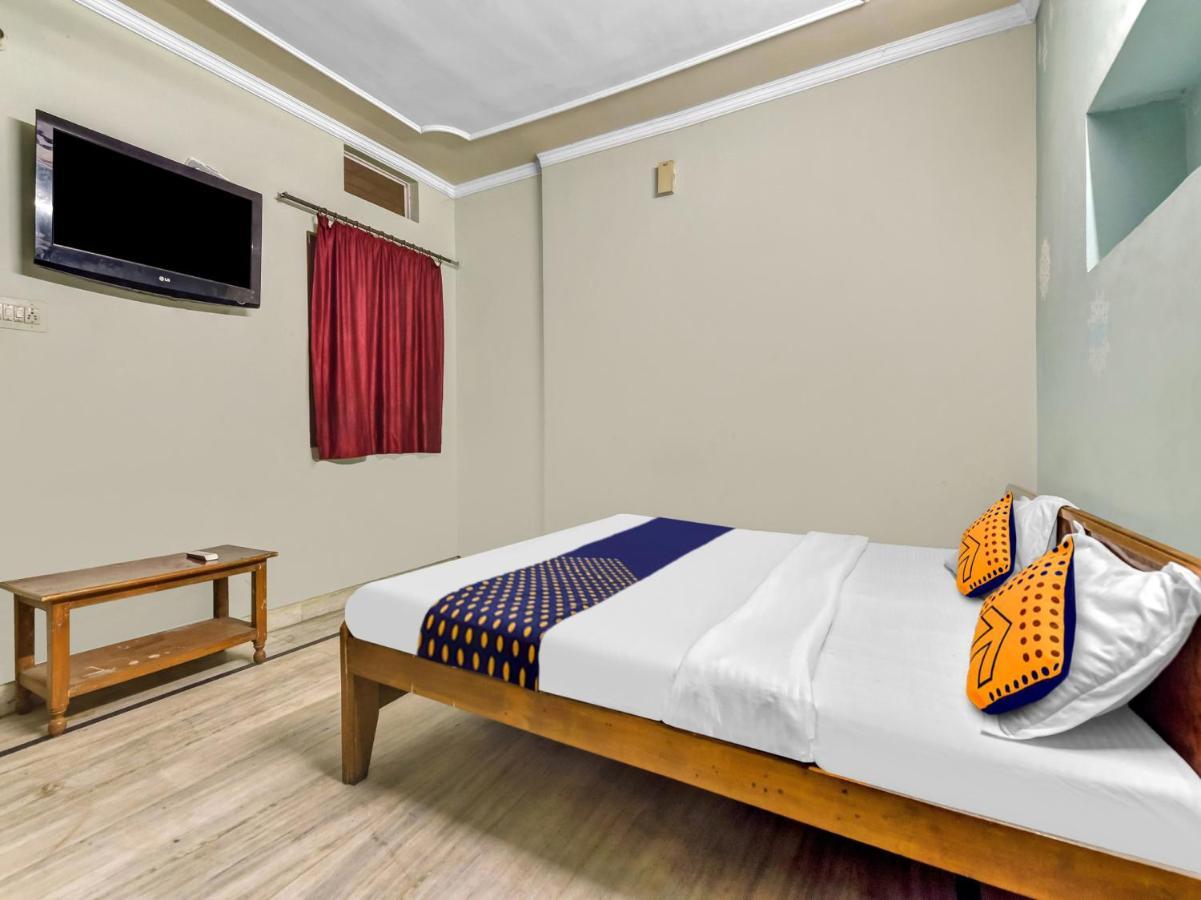 Spot On Suraj Palace Hotel 3*