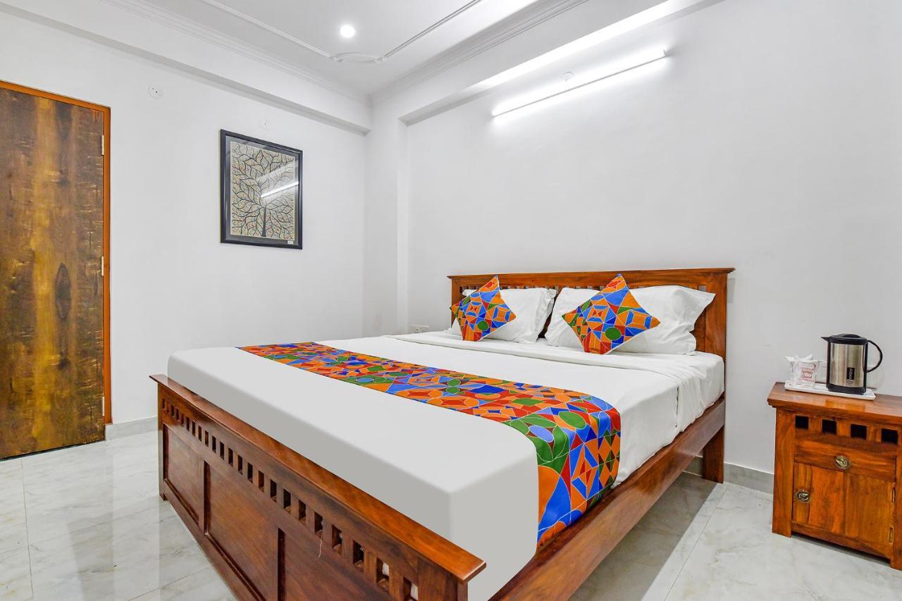 Fabhotel Umrao Haveli With Pool Hotel
