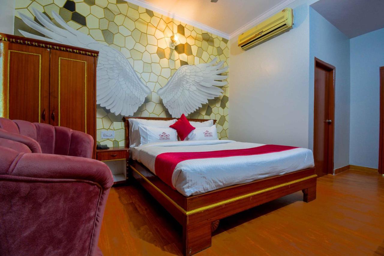 Parv Hotel