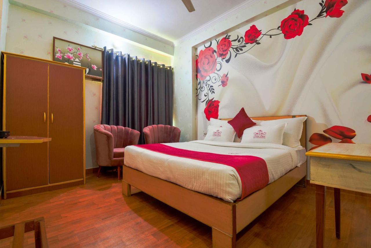 Parv Hotel