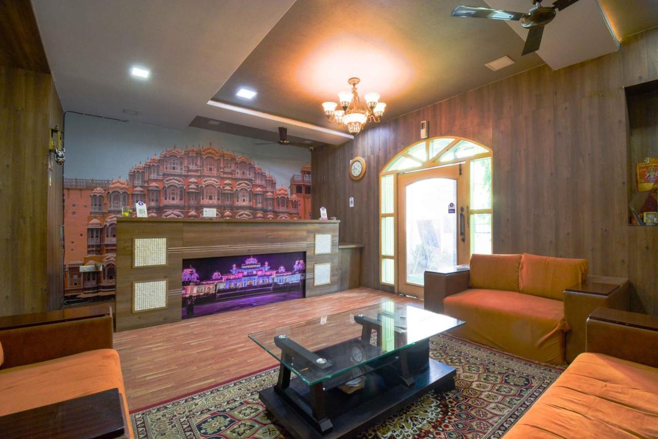 Hotel Parv 3*