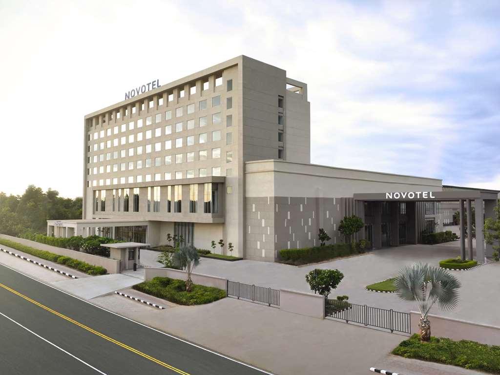 Hotel Novotel Convention Centre 5*