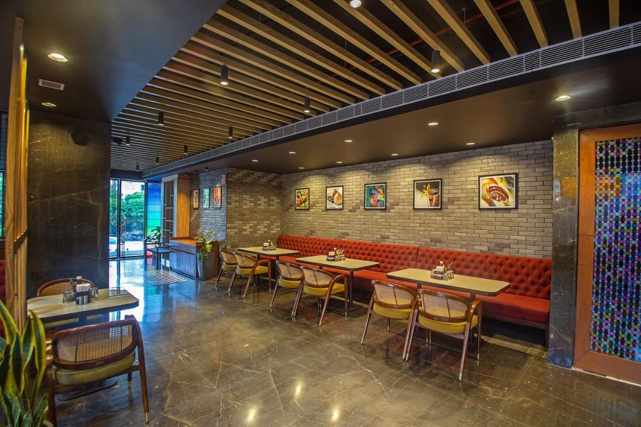 Hotel Inde Signature