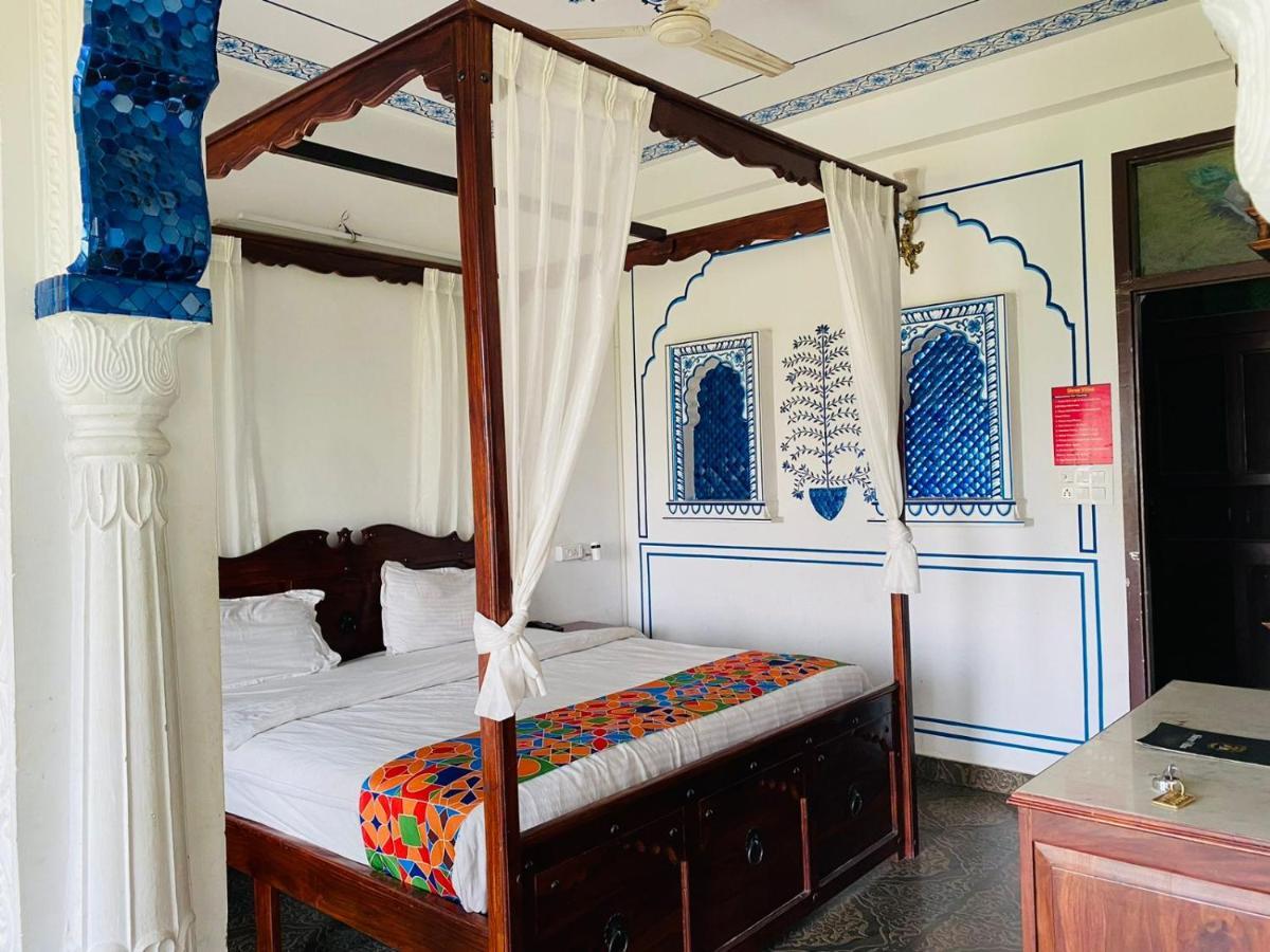 Shri Vilas Hotel 3*