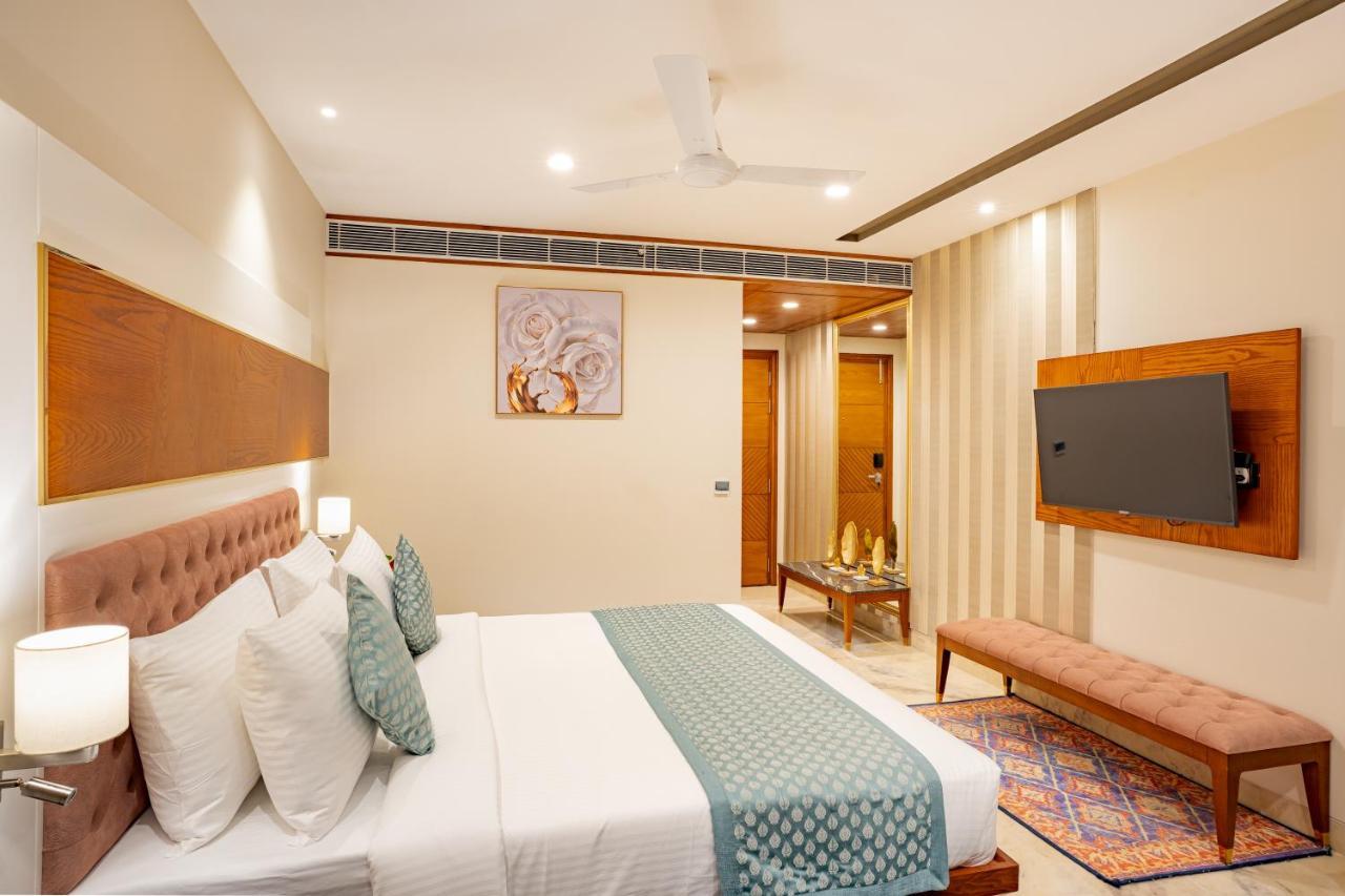 Inde Signature 3*