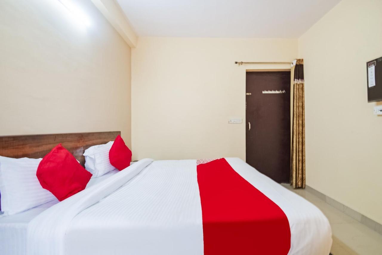 O Krishna Hotel