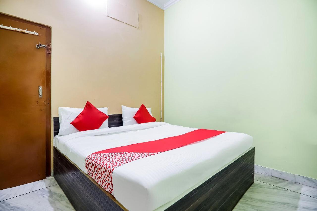 Oyo Flagship 66940 New Delhi Grand 3* Jaipur