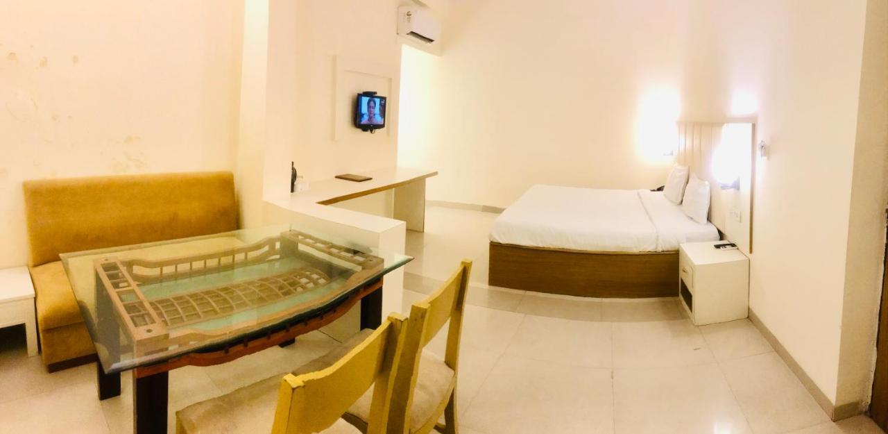 Tulip Palm 4* Jaipur