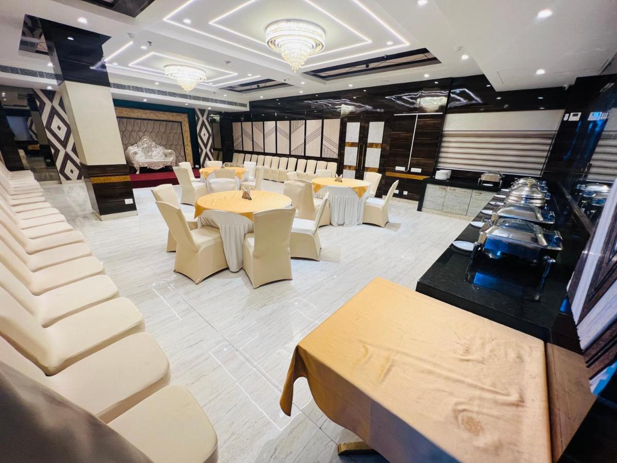 Roop Highlights Hotel 3*