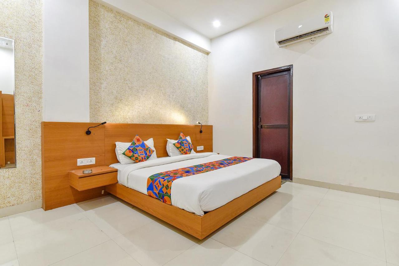 Hotel Fabhotel Alexa Jaipur