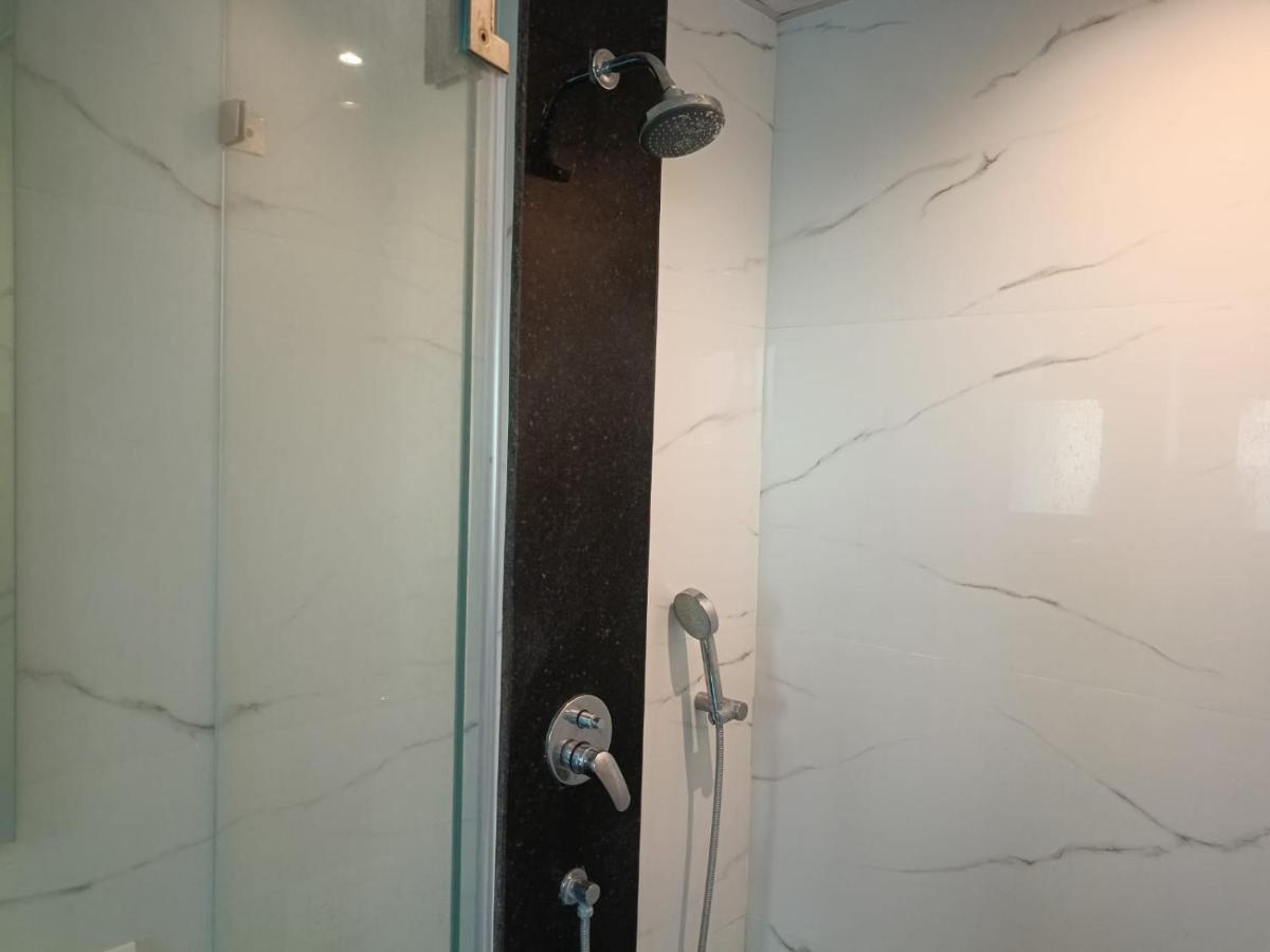 The Grand Anukampa Richi Rich Studio Approved By Govt Of India Apartment *