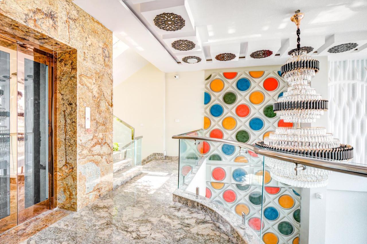 Fabhotel The White Moon Jaipur