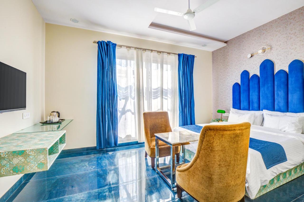 Fabhotel The White Moon Hotel Jaipur