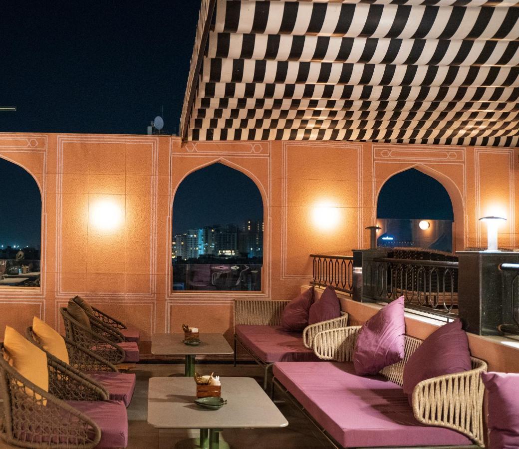 Hotel Bur'dera - A Boutique Luxury