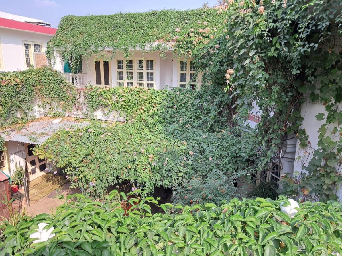 Vijaya's Homestead Bed & Breakfast