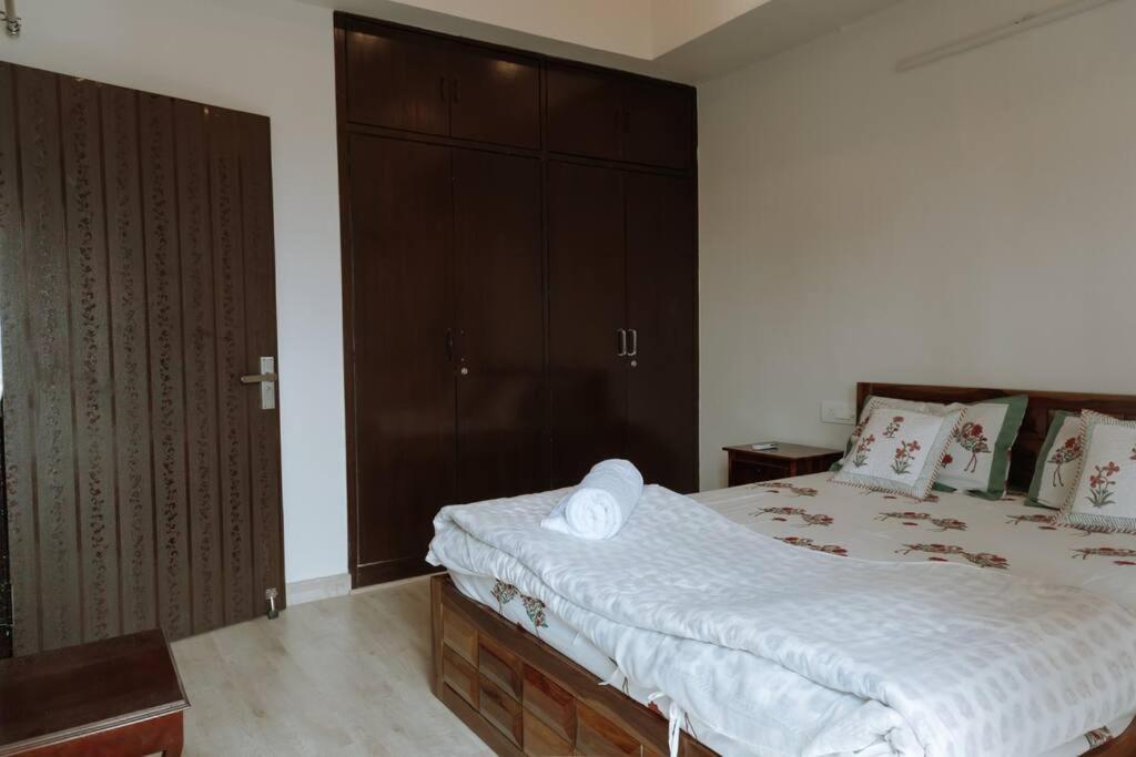 Casa Paradis- Secure, Cozy& Peaceful Paradise In Heart Of Happening Colony Jaipur