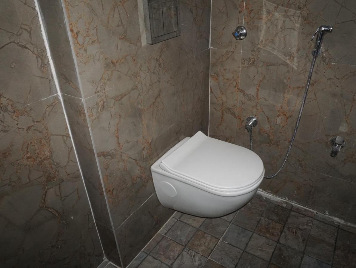 Apartment Ultra Luxurious 3bhk Stylish Haven Retreat
