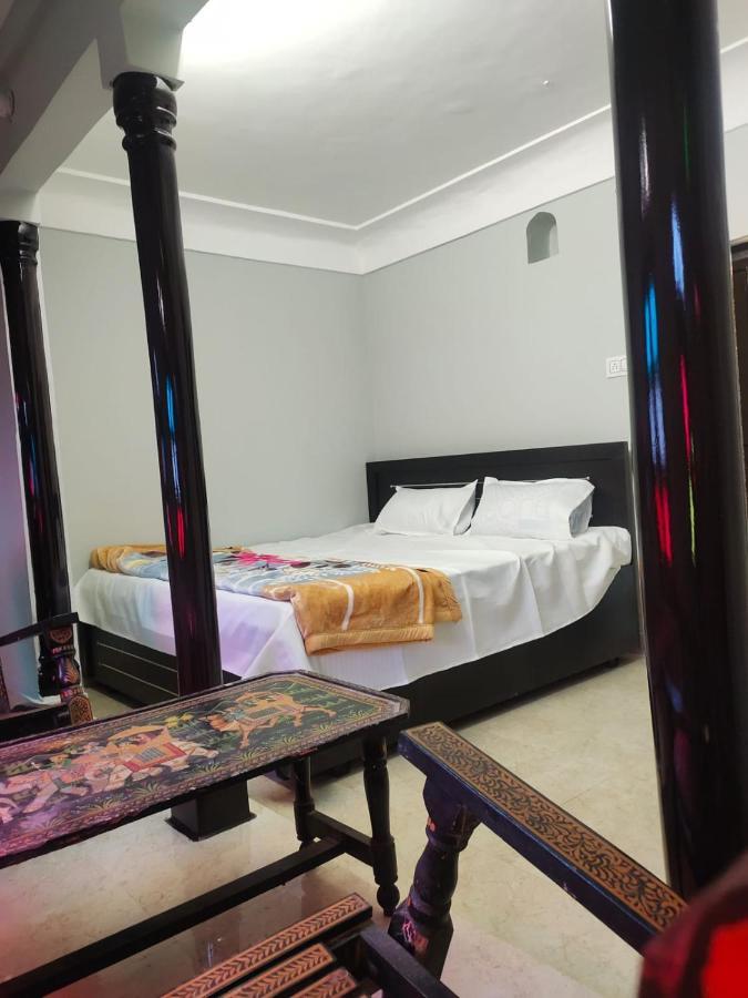 Pink Backpackers Hostel