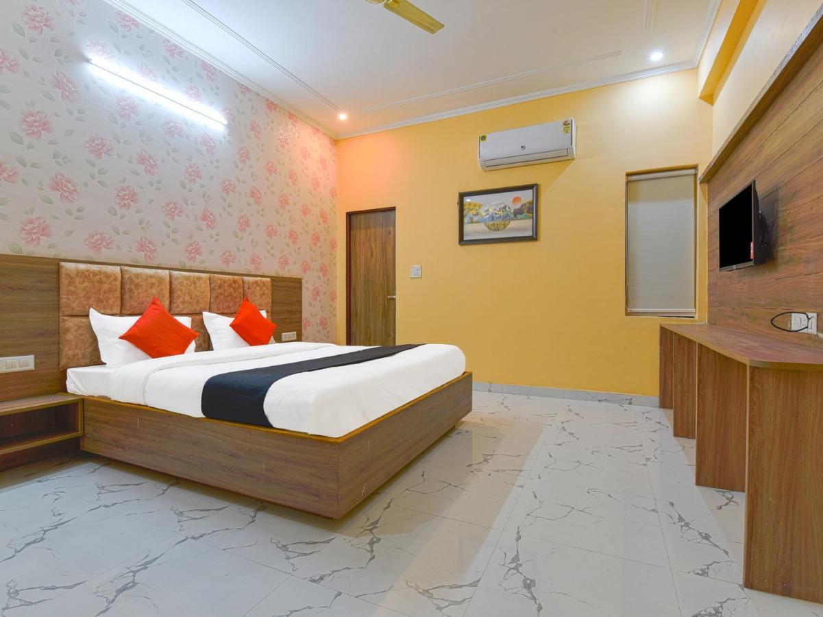 Vibha Palace 3*