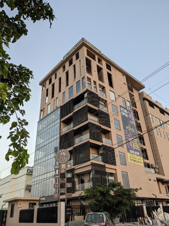 Starr Club Hotel 3*