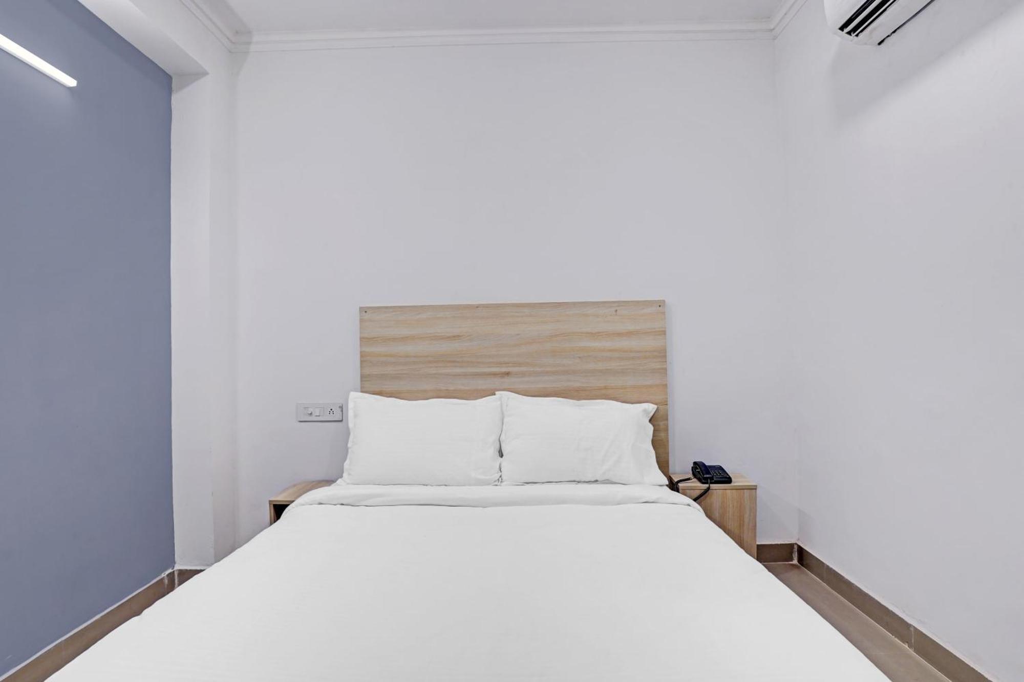 Hotel Super Collection O Grand Capitol-