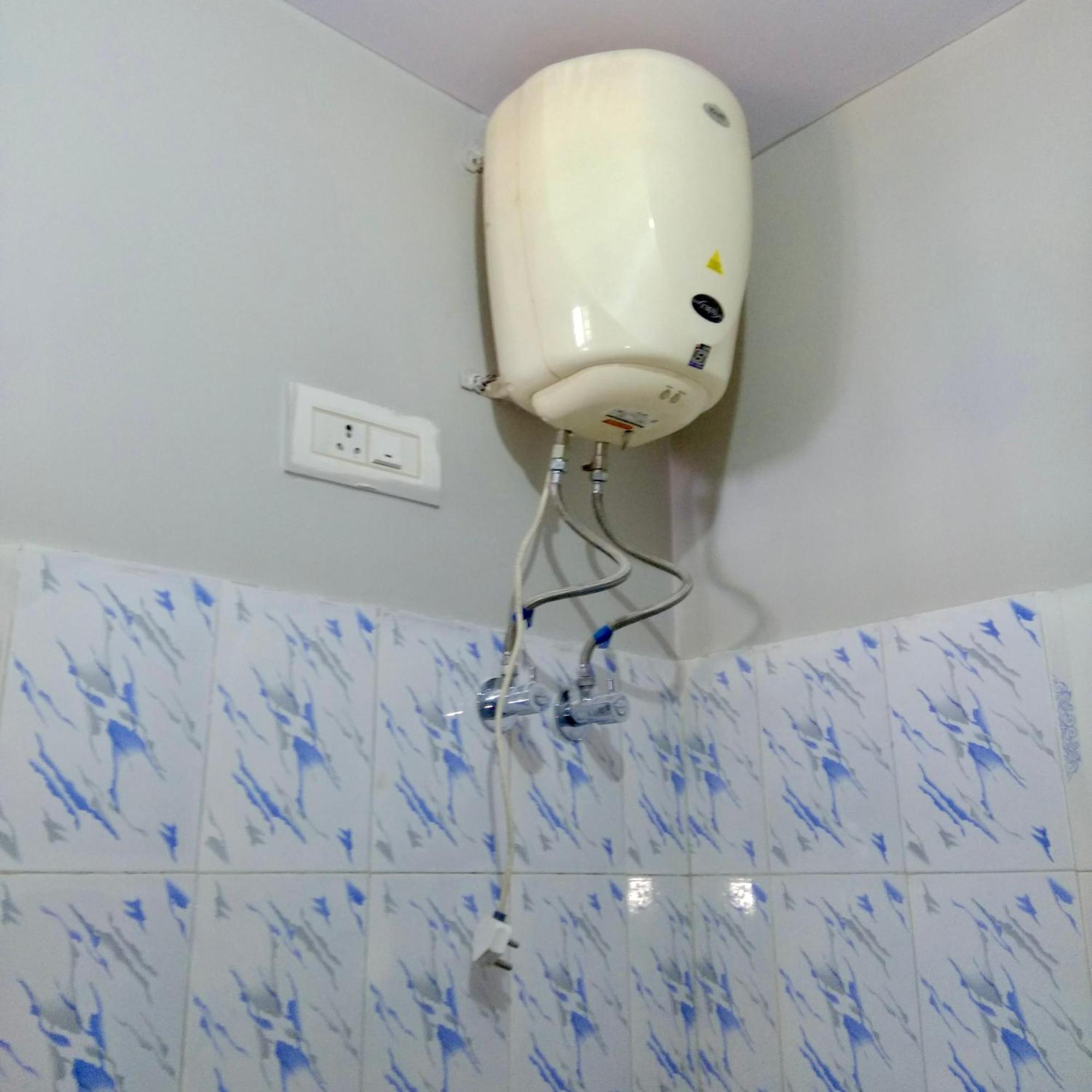 Zamarrud Palace Hotel 3*