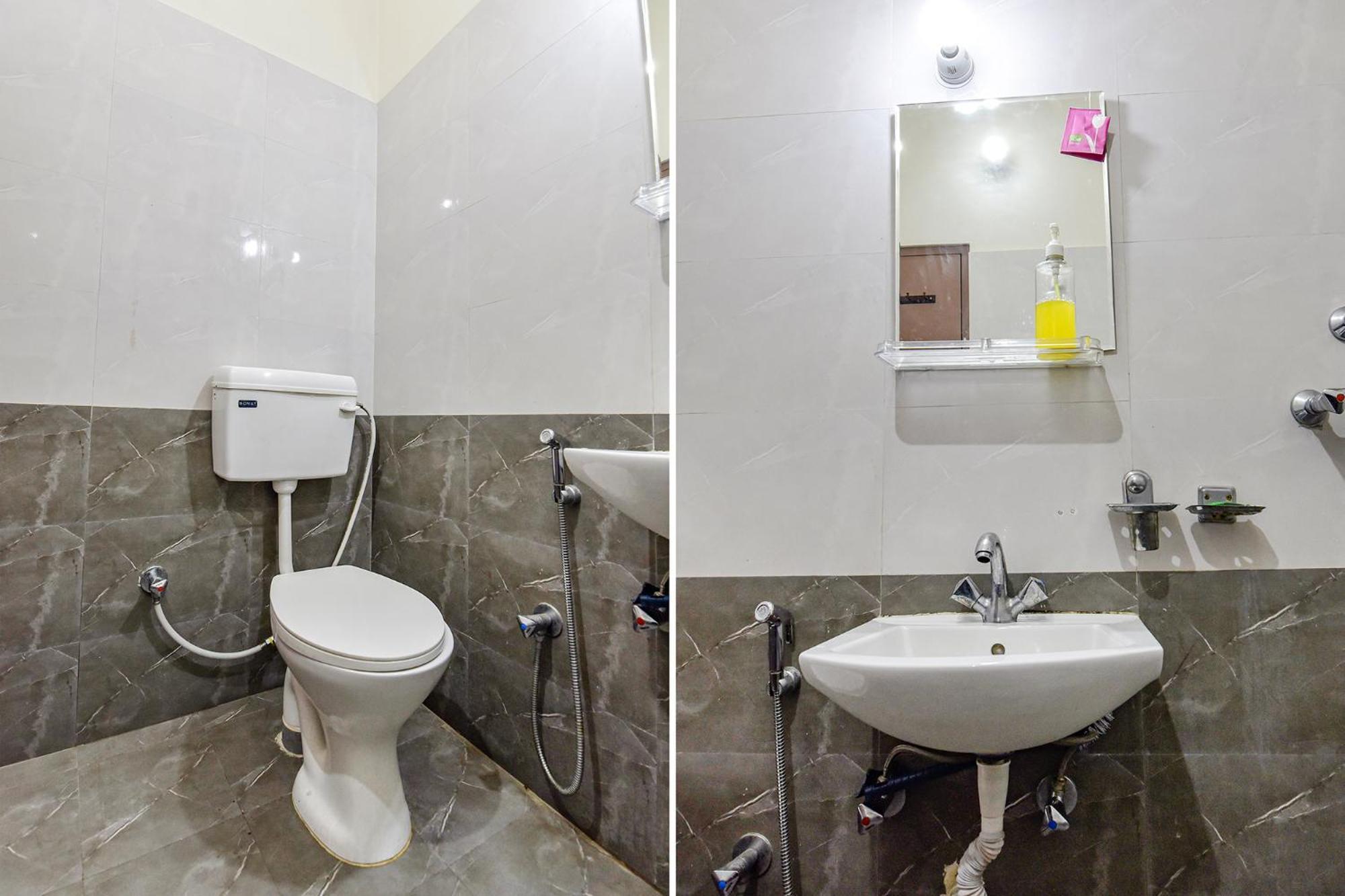 Fabhotel Moon Light Palace 3*