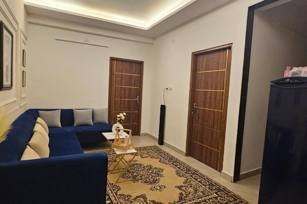 Neewara Residency