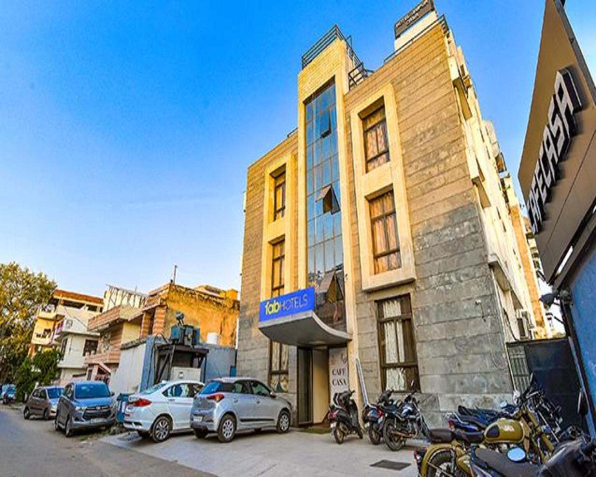 Fabhotel Casa Hotel
